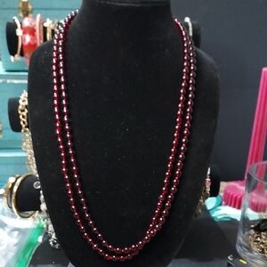 Elegant Joan Rivers Cranberry Smooth Glass Beaded Necklace